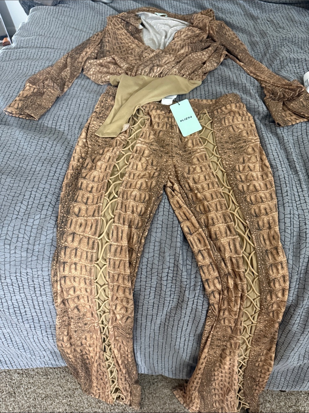 Wide Leg Brown Textured Pants & Matching Top Set - Picture 5 of 5